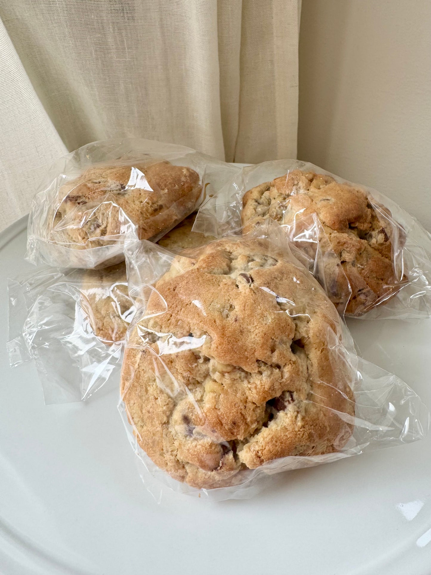 Walnut Chocolate Chip Cookies